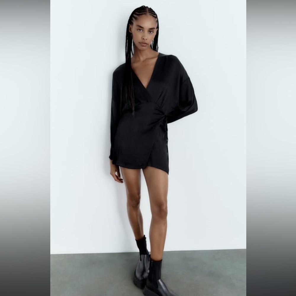 NWT Zara Structured Satin Effect Dress